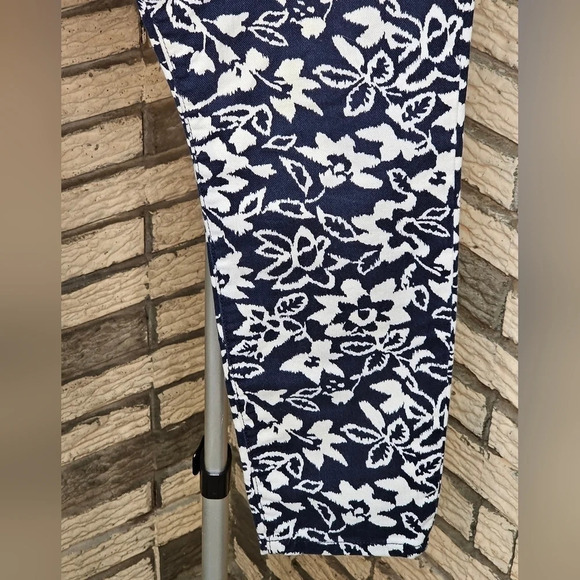 Banana Republic Pants 28S - Picture 4 of 15